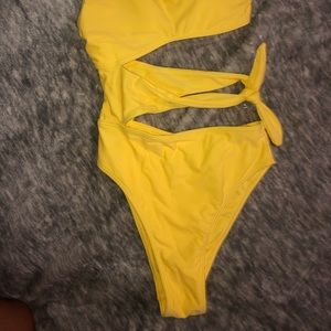 nwot! abercrombie and fitch yellow swimsuit